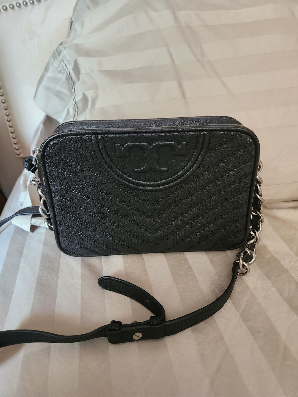 Tory Burch Fleming Distressed Camera Bag